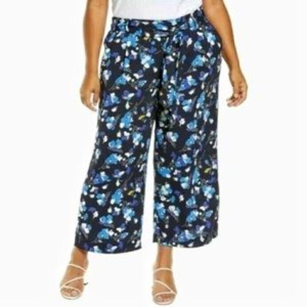 NEW Halogen Plus 1X Floral Wide Leg Crop Pants Belted in Navy Floral Multi Print